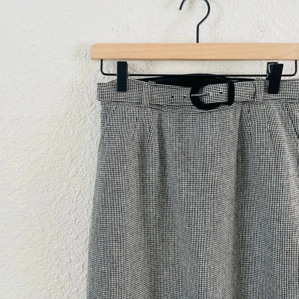 Lord & Taylor darling skirt